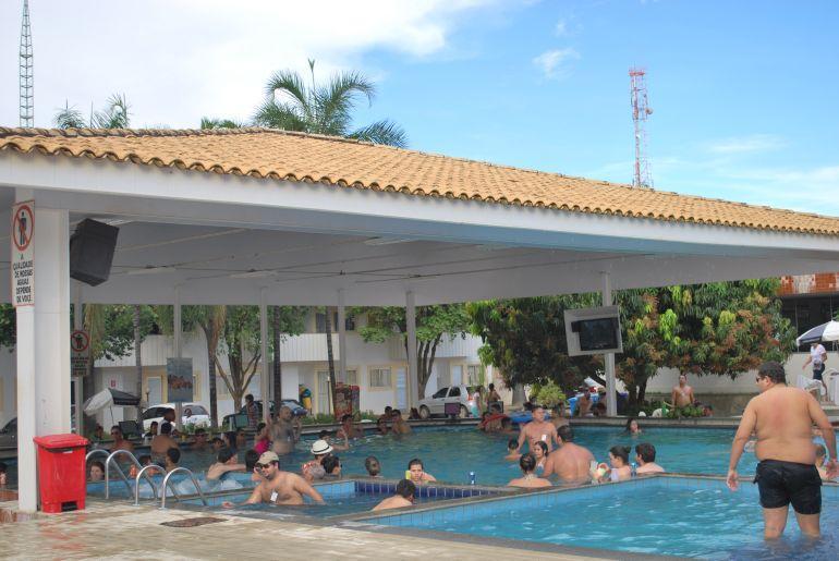Diroma - Achei Ferias Apartamento Caldas Novas